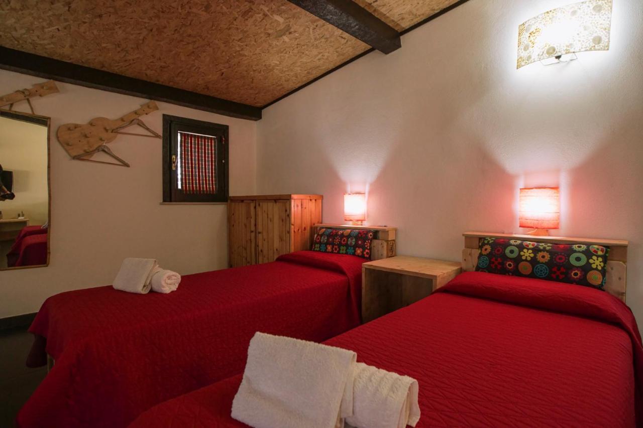 Dependance In Villa Con Piscina 라구사 외부 사진