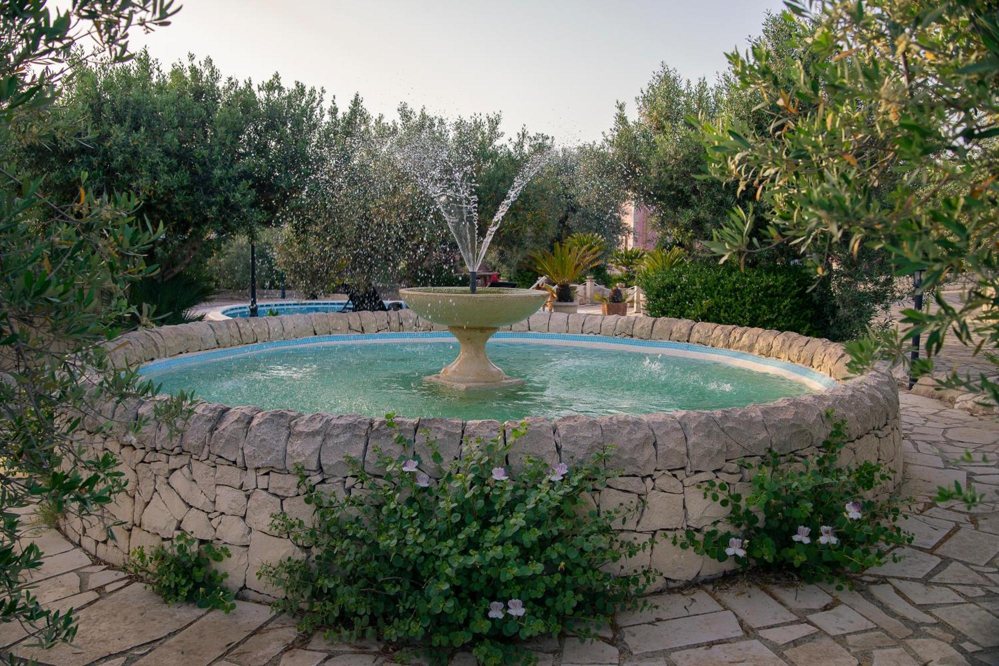 Dependance In Villa Con Piscina 라구사 외부 사진