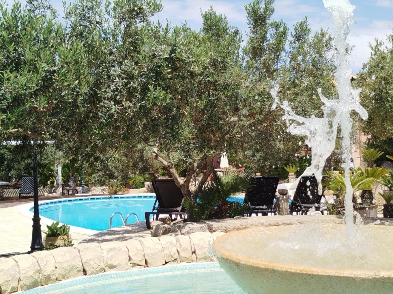 Dependance In Villa Con Piscina 라구사 외부 사진