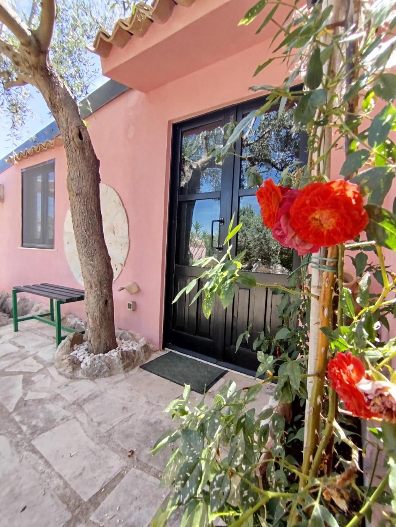 Dependance In Villa Con Piscina 라구사 외부 사진